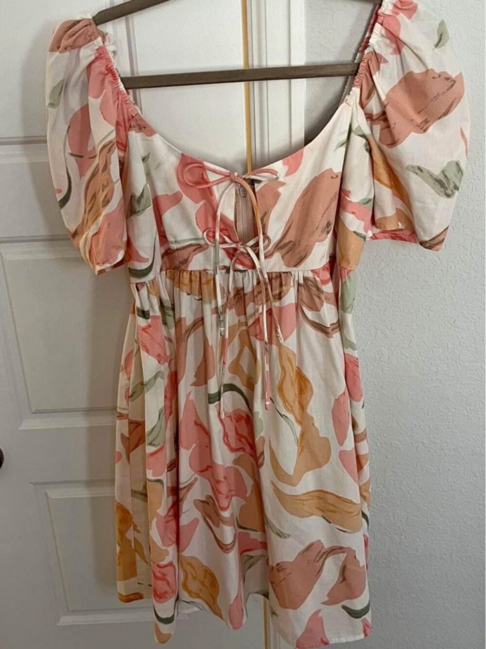 Abercrombie & Fitch Floral Lace Up Dress